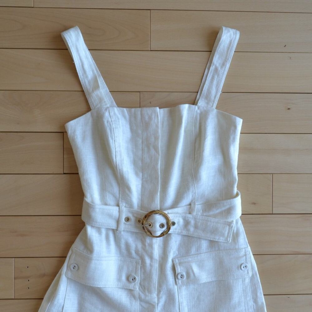 House of Harlow Romper with Belt Size 2 Cream Color - Picture 2 of 4